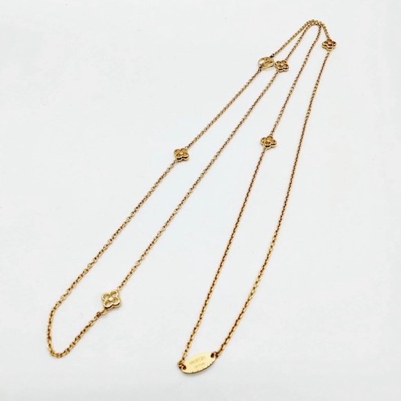 ✨🛍️ Louis Vuitton Gold Flowerful Necklace - Picture 2 of 6